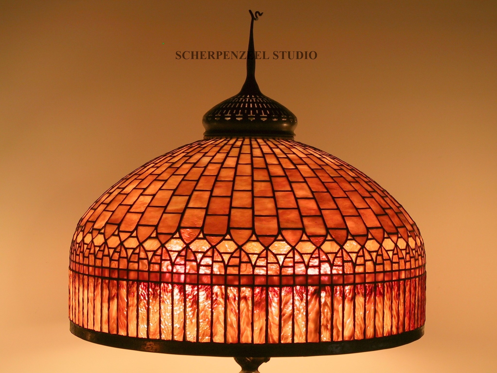 Curtain Border floor lamp 1